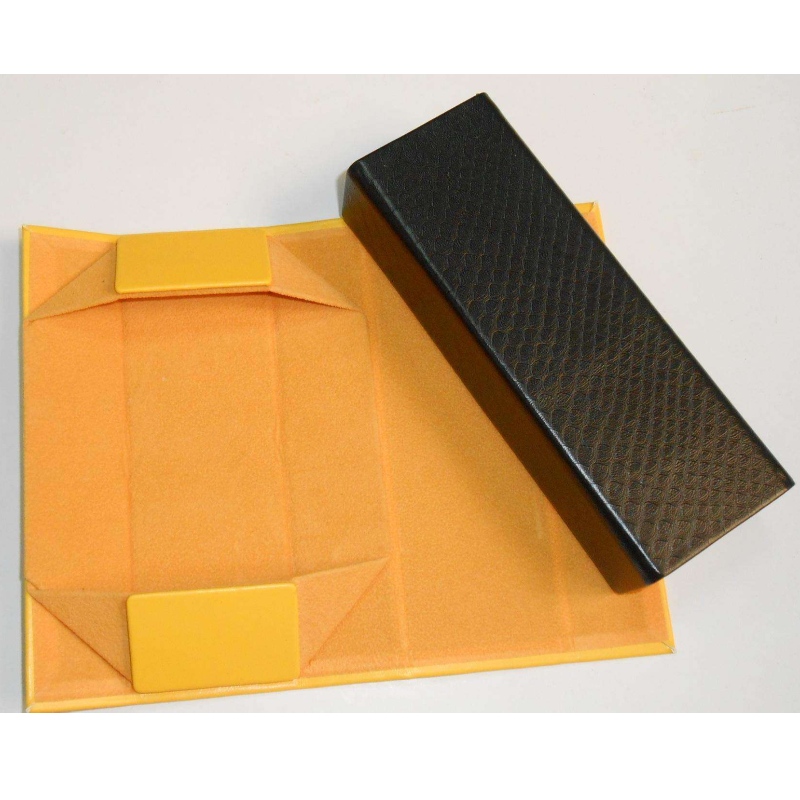 قطعة واحدة مربع ورقة قابلة للطي المغناطيسي مع حجم custormized والشعار