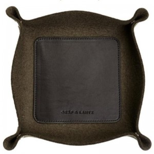 علبة جلدية فليت