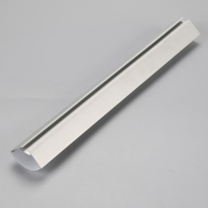 قاد قطاع الألومنيوم مقذوف في شكل مثلث مع تغطية واضح أو الناشر