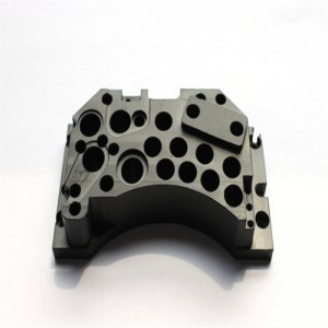 بوم ، ديلرين ، قطع السيراميك