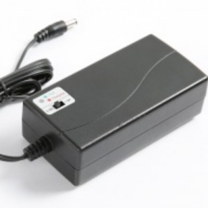 شاحن بطارية NIMH لحزم البطارية 7.2V ~ 12V NIMH / NICD