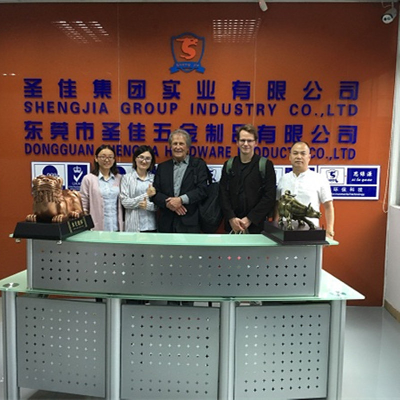 نرحب ترحيبا حارا العملاء القدامى زيارة لنا