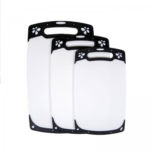 طقم تقطيع مطبخ آمن باللون الأسود مع قاعدة BPA-Free (3 قطع)