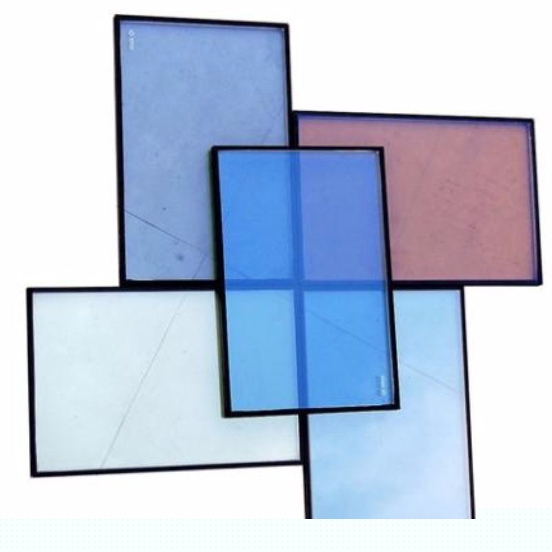 من الزجاج المعكوس REFLECTive