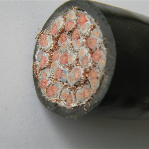 XLPE / PVC كابلات العازلة مخصصة للحد من التدخل