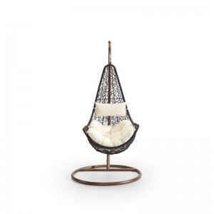 حديقة في الهواء الطلق وداخل قاعة معلقة القش سلة الخوص كرسي