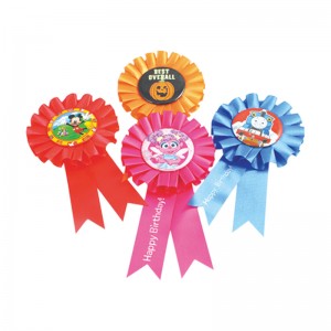 Ribbon Badge حفلة عيد ميلاد الأم استخدم Pin Pin مع شارة الأمان