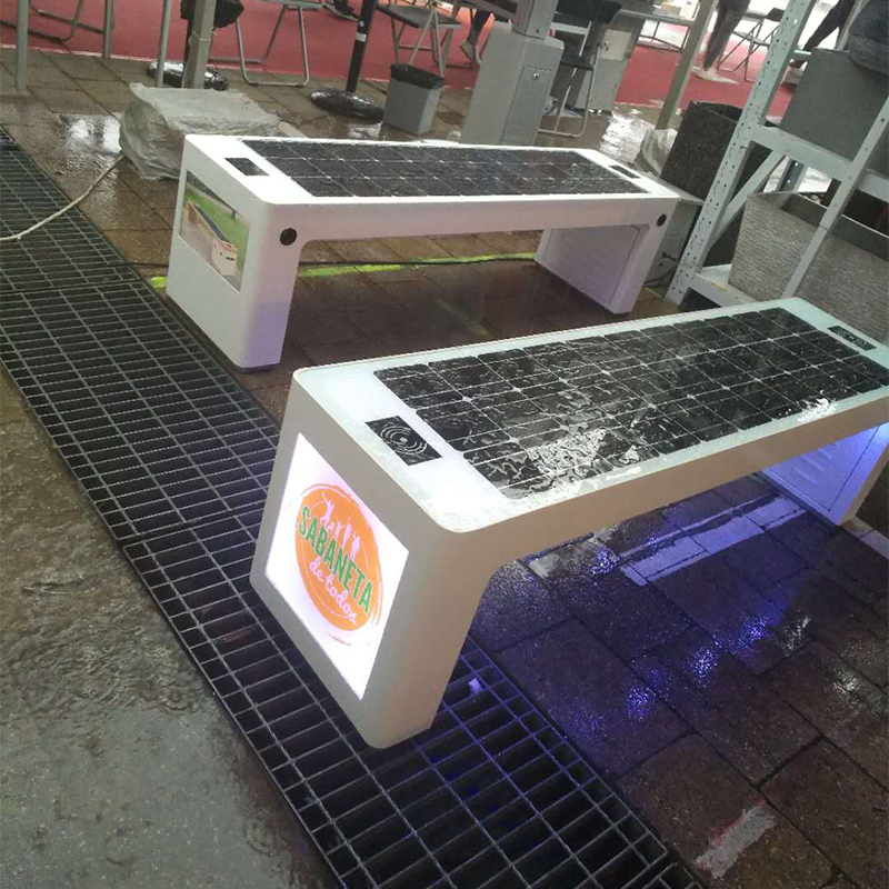 تعمل بالطاقة الشمسية لوحة الذكية في الهواء الطلق الإعلان مقعد حديقة بنش الجيل الجديد شارع الأثاث