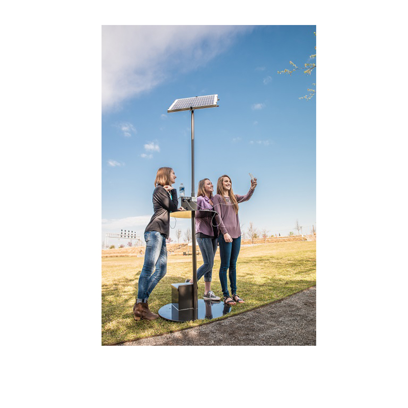 تصميم المجتمعات المجتمعات الحدائق الشمسية في الهواء الطلق محطة شحن الهاتف المحمول