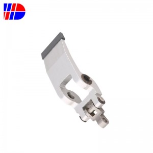 قطع غيار الآلات عالية الدقة باستخدام الحاسب الآلي