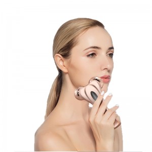 3D Microcurrent Face Roller ، جهاز مساج متعدد الوظائف للوجه للعناية بالبشرة من Multifun ، وتحسين محيط الوجه ، لون البشرة ، الحد من التجاعيد ، بشرة ا...