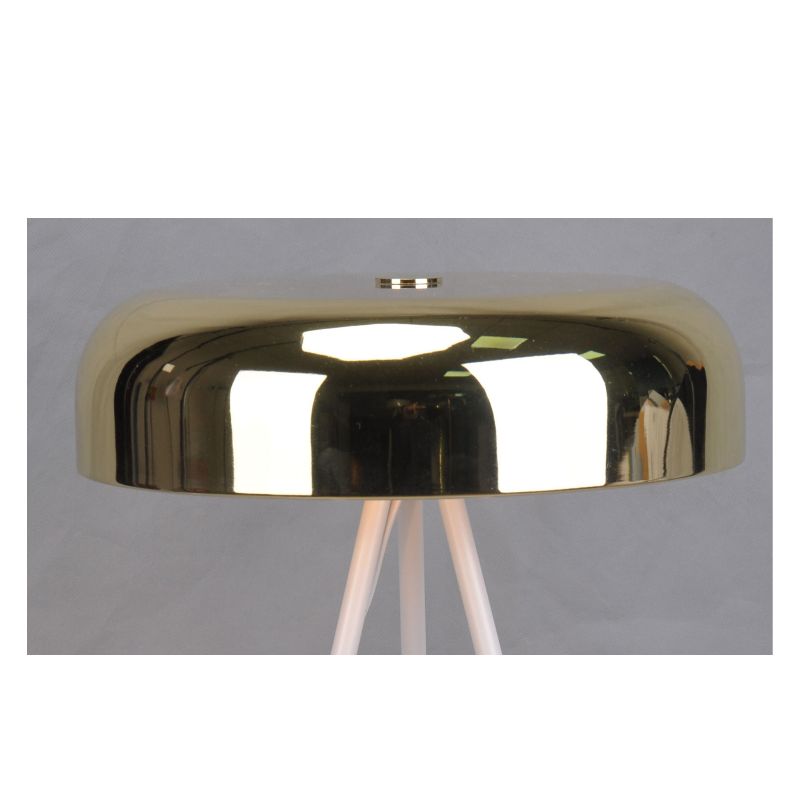 مصباح طاولة ثلاثي القوائم مع غطاء معدني