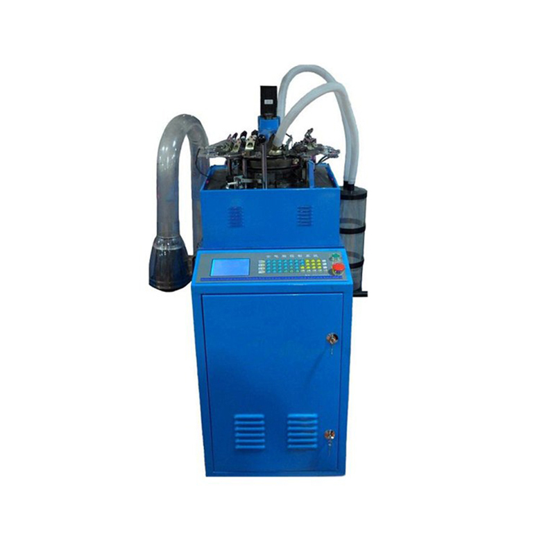 وشاح الكمبيوتر وقبعة آلة الحياكة