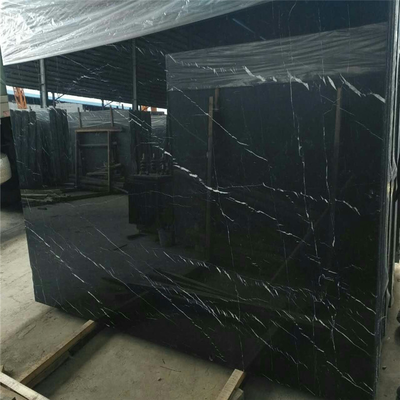 رخام Marquina نيرو باللون الأبيض