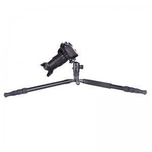 Kingjoy Travel Tripod Kit ، حامل ثلاثي الأبعاد لكاميرا الفيديو الألومنيوم مع رأس السحب عموم المائع ، العمود الأوسط ، زاوية الساق القابلة للتع...
