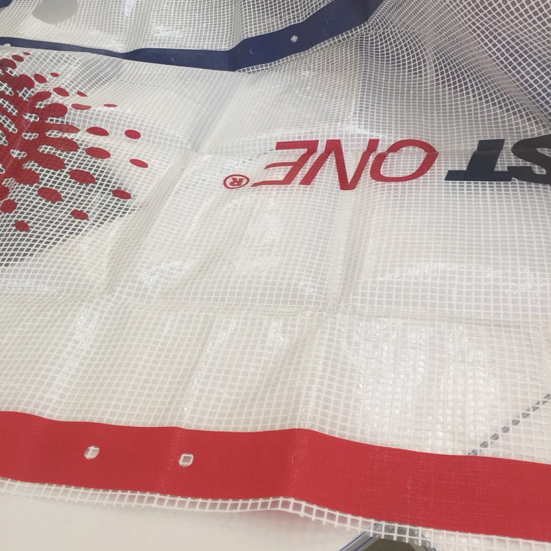 طباعة الشعار على القماش المشمع