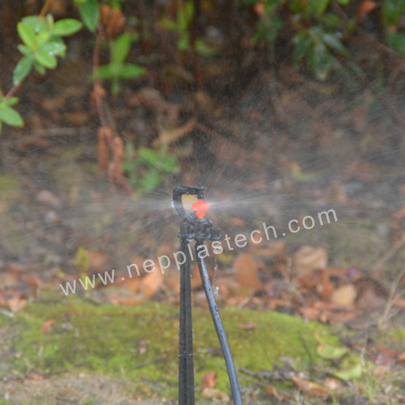 نظام الري الأوتوماتيكي للرشات الصغيرة