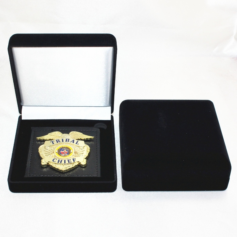 السلعة D-33L علبة مخملية مستديرة الشكل للعملات المعدنية والميداليات والشارات ، مم. 100 * 100 * 39 مم ، أوزان حوالي 96 جم