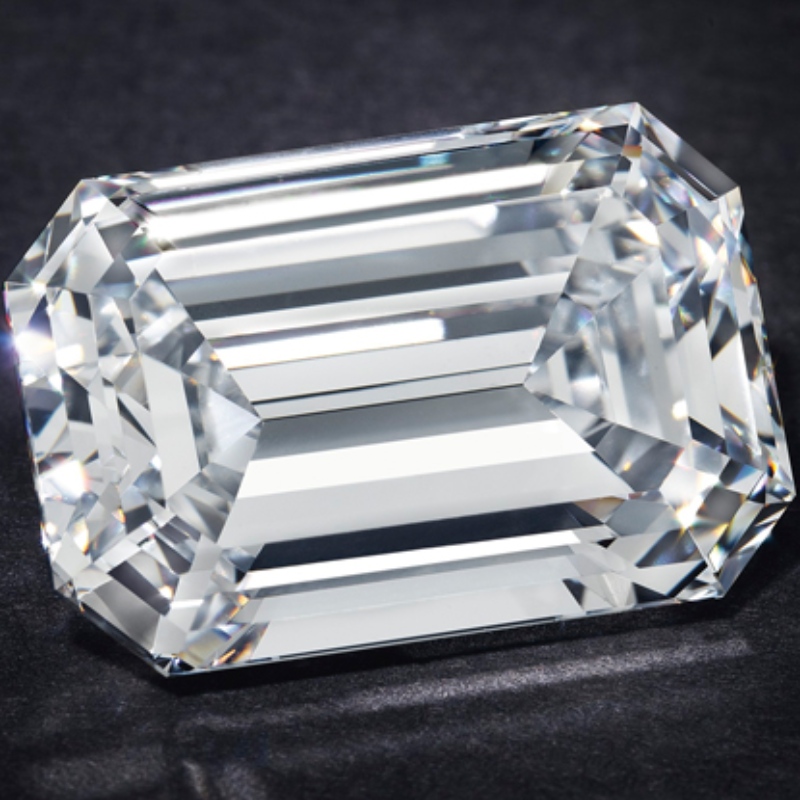 قد يغيب عن أخبار المجوهرات