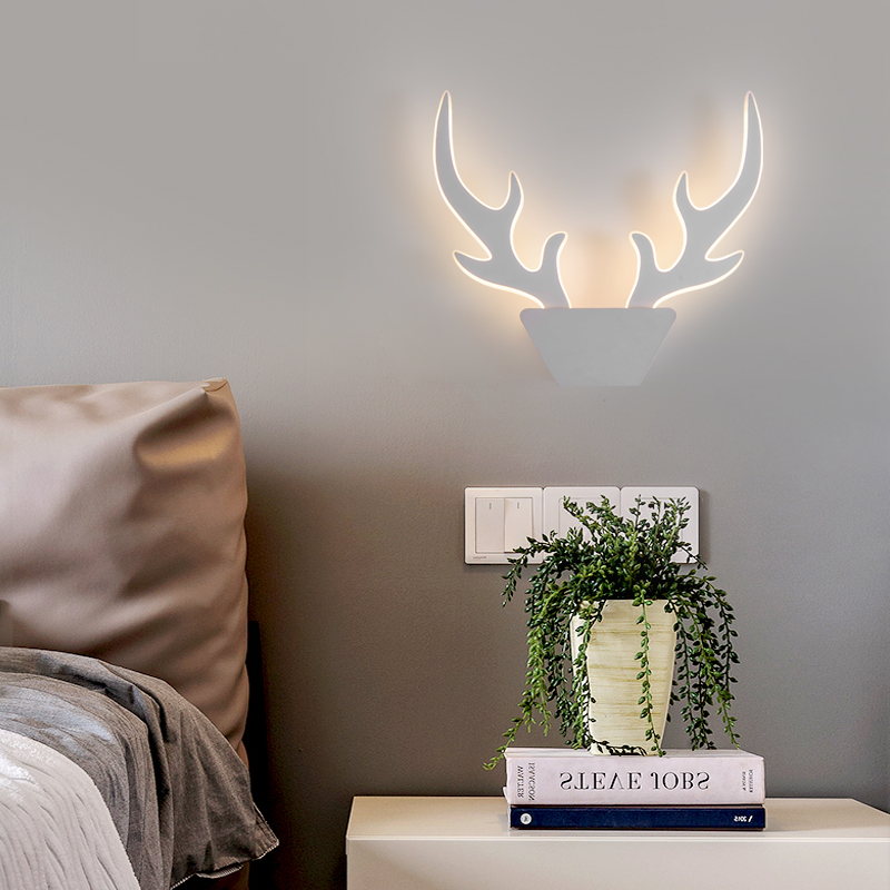 مصباح حائط LED بتصميم غزال من Zhongshan مع تحكم ذكي لغرفة النوم