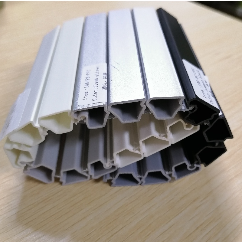 مصاريع الأسطوانة البلاستيكية المقاومة للحريق مصاريع الشرائح البلاستيكية المقذوفة شريحة الملف الشخصي البلاستيكية لباب الخزانة