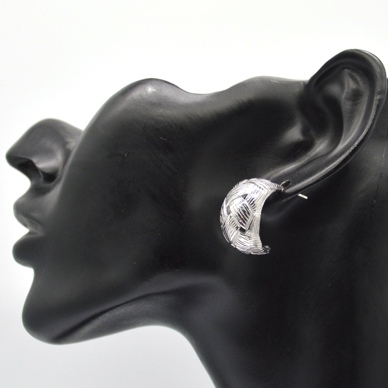 الأقراط الفضية النسائية الأقراط المستديرة المحفورة من نسيج قطني طويل ، الصين مصنع تجهيز المجوهرات Ruifanbao