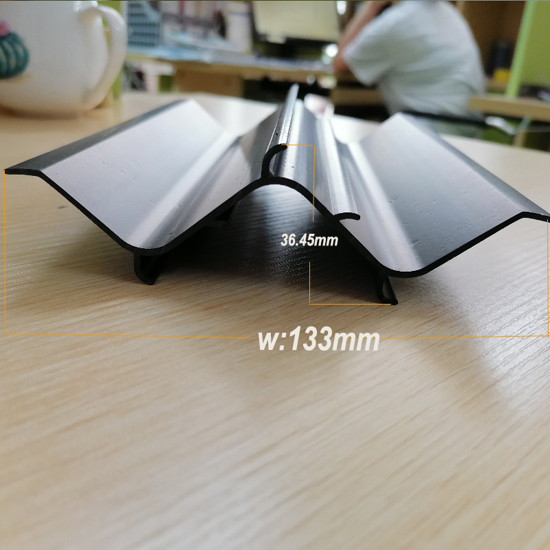 قطرات الماء فاصل قطاعات المواد البلاستيكية فاصل لوحة التبريد defogging مزيل