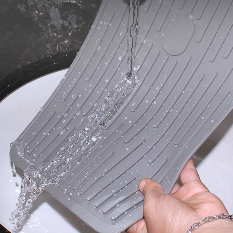 زر مستطيل لتثبيت وسادة التصريف