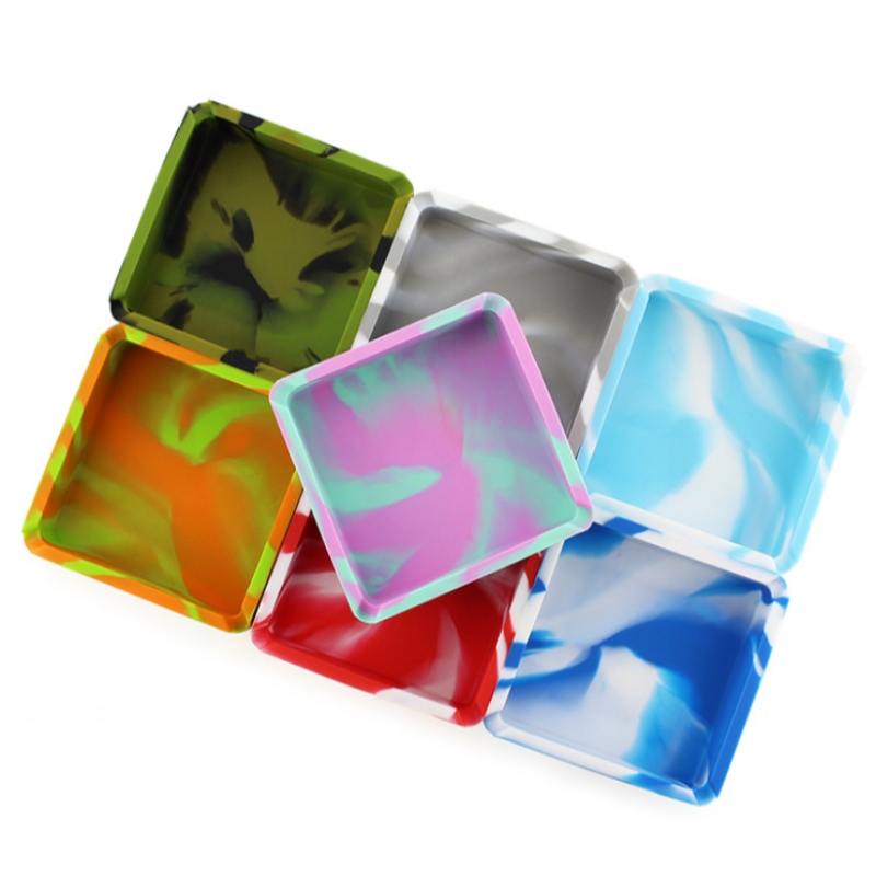 منفضة سجائر كبيرة مربعة التمويه