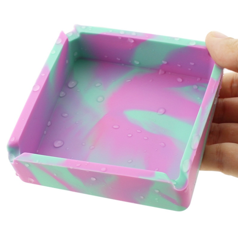 منفضة سجائر كبيرة مربعة التمويه