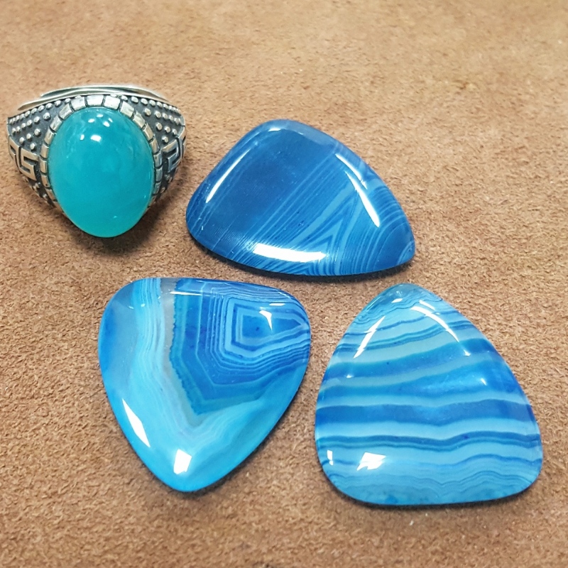 تطوير متنوع لنمذجة الأزرار