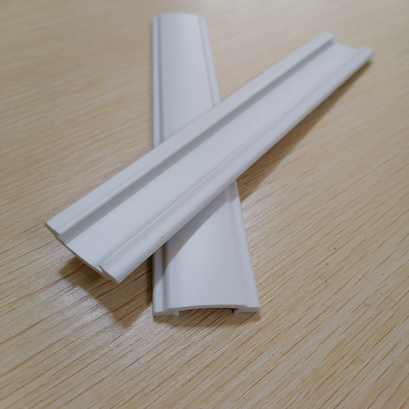 عالية الجودة البلاستيكية مثبطات اللهب النتوء الشخصي قناة u لستارة النافذة