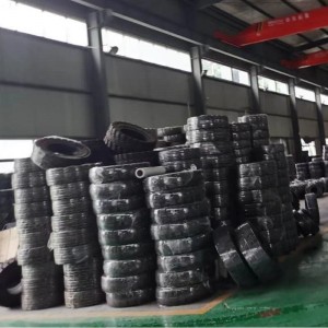 الصلبة الاطارات المطاطية