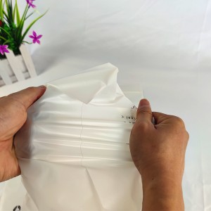 أكياس صغيرة قابلة للتحلل سماد