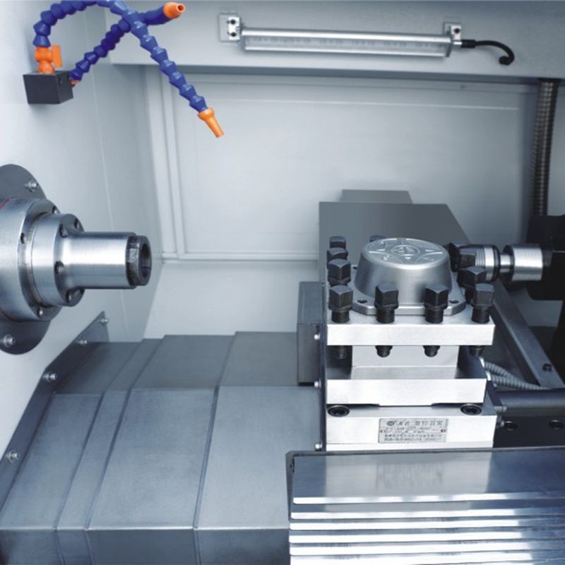 آلة مخرطة CNC لا تصدق داخل عملية عمل CNC مثالية للمصنع