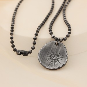 العتيقة الأسود قلادة نجمة مشرقة قلادة الفولاذ المقاوم للصدأ جولة قلادة