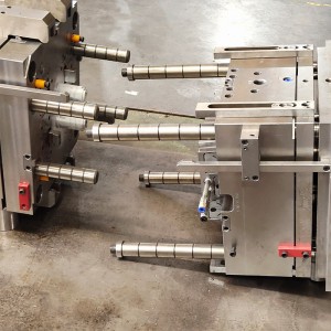 عالية اللمعان أفضل بيع المنتجات الصين مصنعين سيارة فراغ نظافة العفن البلاستيك