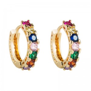 الكورية الأزياء والمجوهرات النحاس أقراط الزركون مطعمة الصغرى الإناث ins الأوروبية والأمريكية مزاجه على شكل ج الأعلى أقراط البرية ...