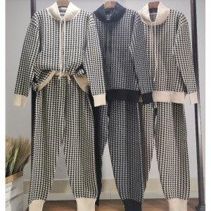 الاتجاه الترفيهي المألوف كل مباراة Qiangird نوع محبوك قطعتين بدلة 68015#