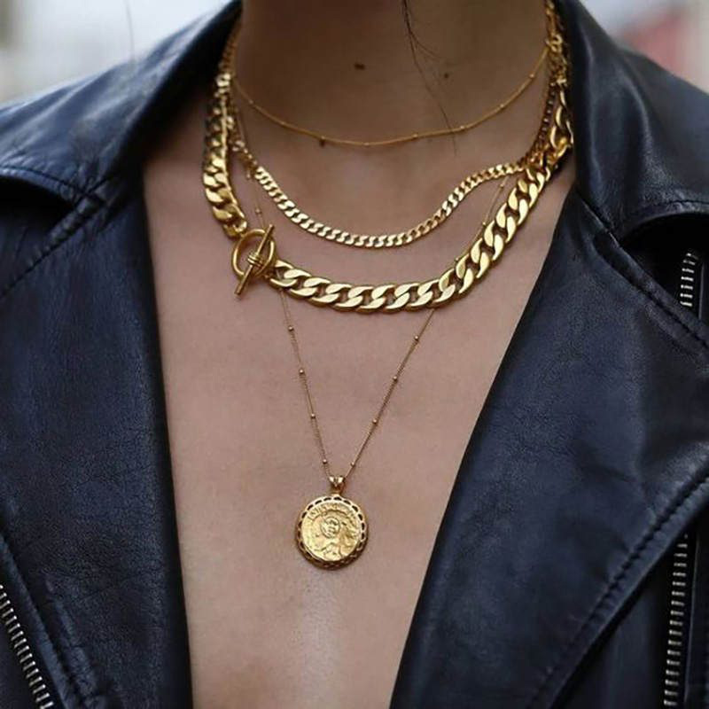 خمس مزايا من الحلي الصلب التيتانيوم