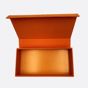 أزياء مربع هدية الراقية