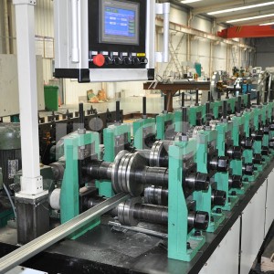 معدات العفن