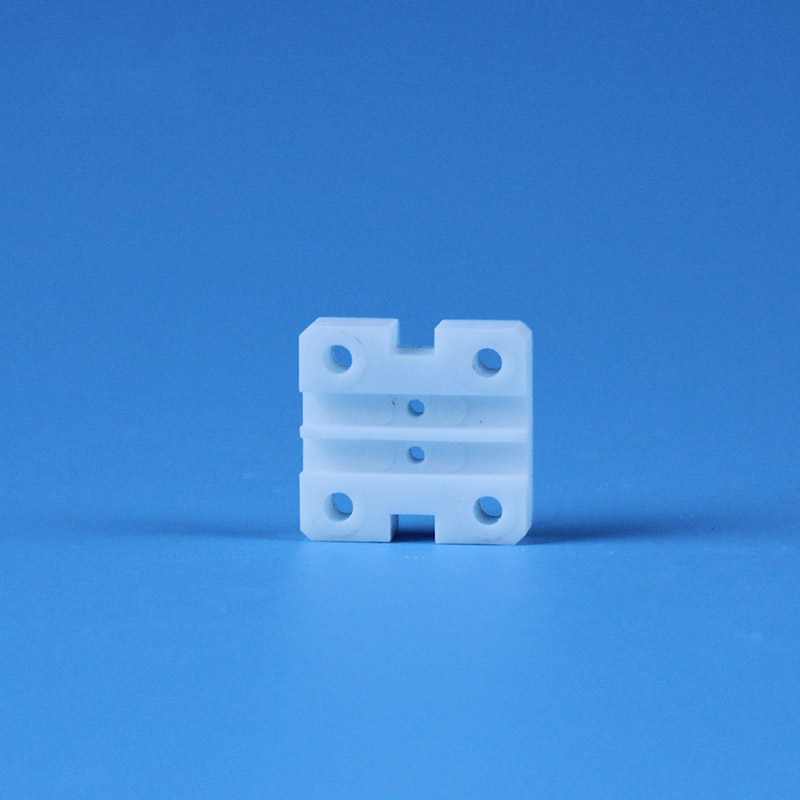 ما هي المشاكل التي ينبغي إيلاء اهتمامها عند تلبيد الزركونيا السيراميك?