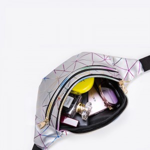 النساء أزياء مساحة كبيرة للماء حقيبة سفر pvc فاني حزمة حقيبة الخصر للماء