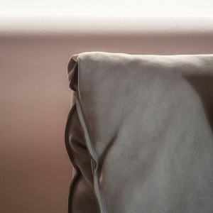 سرير كوين الفاخر بحجم سرير مزدوج أثاث غرفة نوم جلدية حديثة