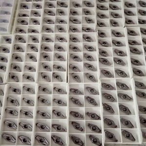 عجلات سيارة VCGT220530 مخصصة