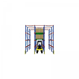 القيادة في رفوف البليت
