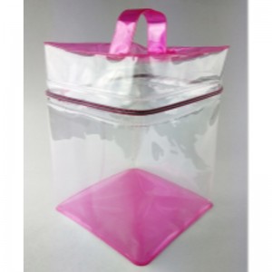 حقيبة سيدة الأزياء الشفافية