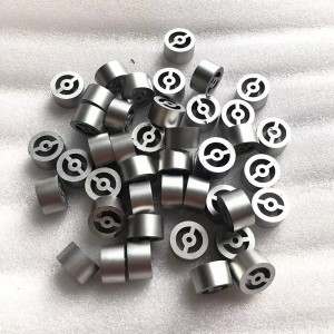 خصائص المواد من كربيد التنغستن المعزول