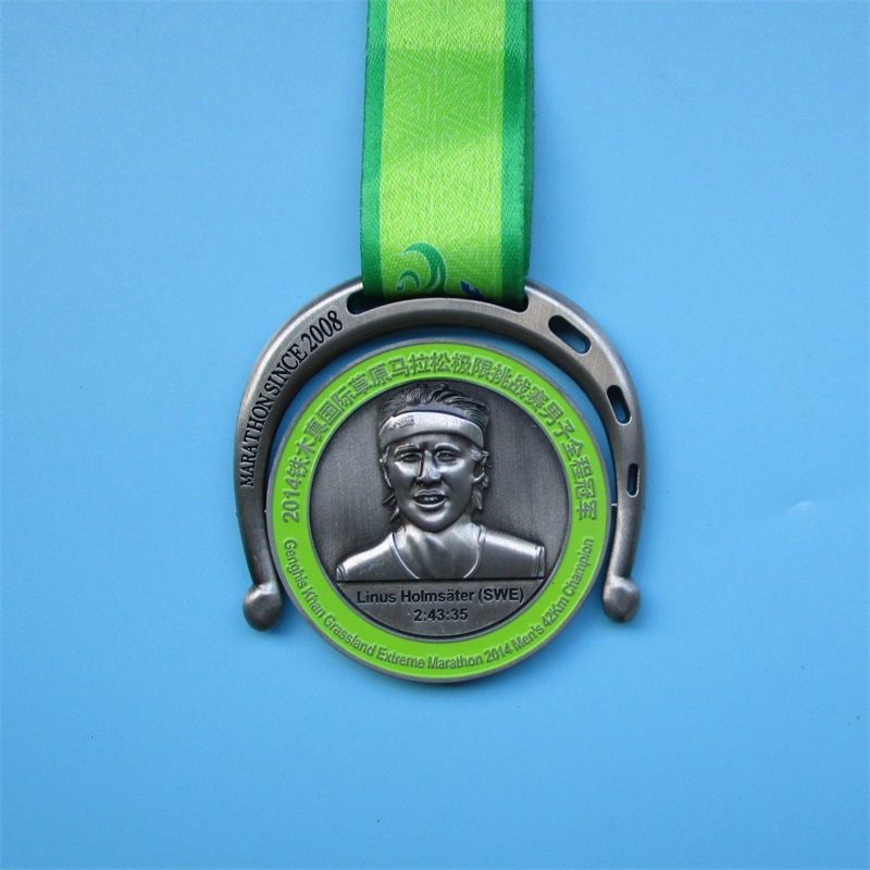 ميدالية مخصصة لتحدي الدراجات الجبلية الدولية